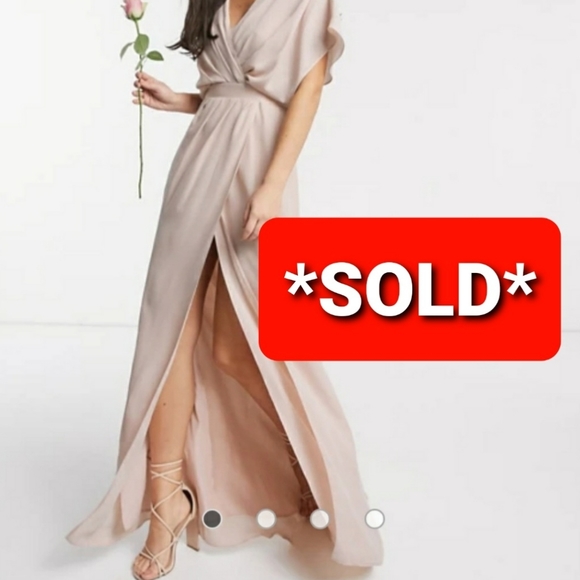 ASOS Dresses & Skirts - *SOLD*Beautiful Dress New In Pkg. Only tried on.